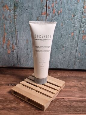 Borghese Crema Straordinaria Foaming Cleanser – White